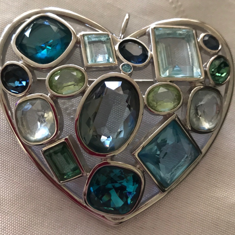Signed Swarovski silver tone heart brooch/pendant